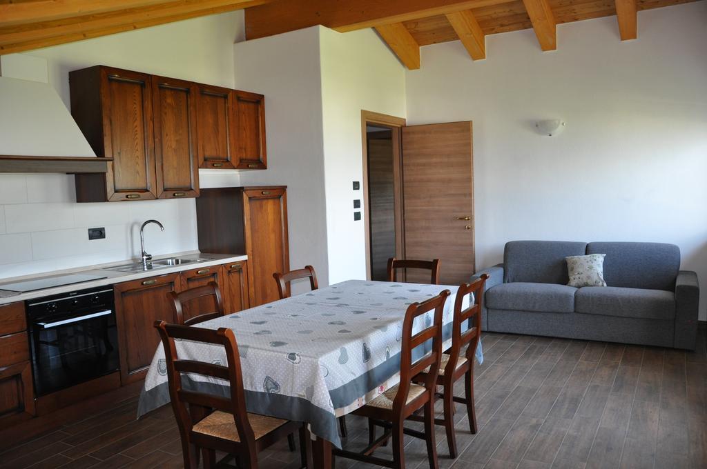 Apartamento Le Foyer De La Ferme Aosta Habitación foto